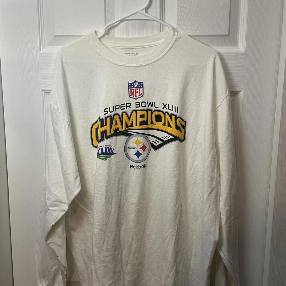 Reebok Men's White Tshirt